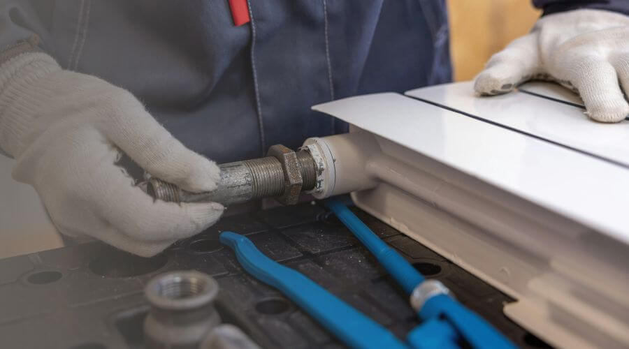 Expert burst pipe repair services in Clyde, TX